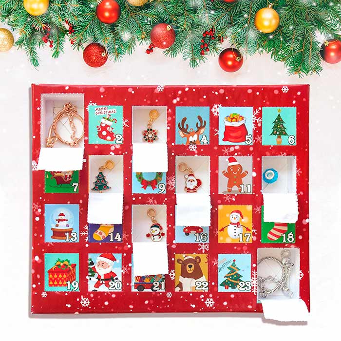 MerryChristmas, kalendarz adwentowy z zawieszkami na bransoletkę - Image 3