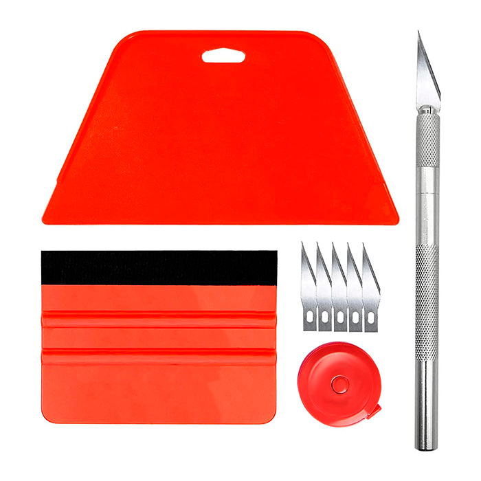 Set, kompletny z akcesoriami do montażu naklejek ściennych